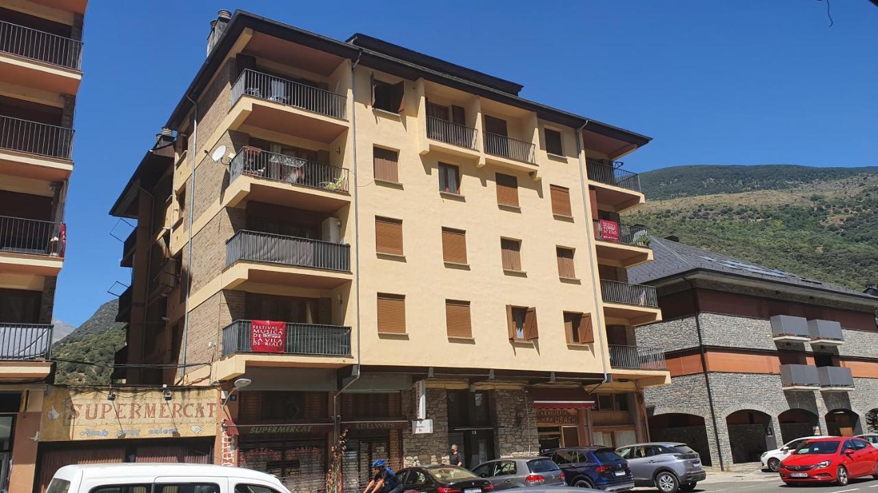 Xia Apartaments Con Acceso A Piscina Риальп Экстерьер фото